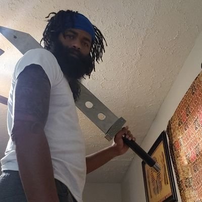 Just a young entrepreneur making it in this big world.
https://t.co/QwnXHo0Hp0