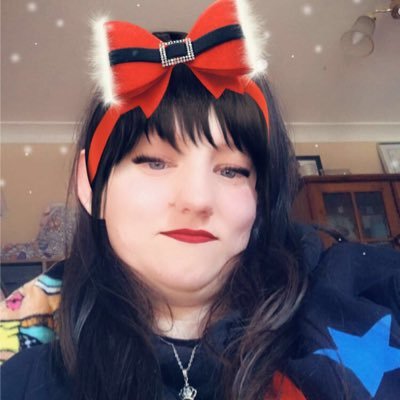 Hi,Im Rosie, I Am 34 Years Old&I Love One Direction/Union J/5SOS I also Love Spending Time With My Family And Friends ❤️✨Xx