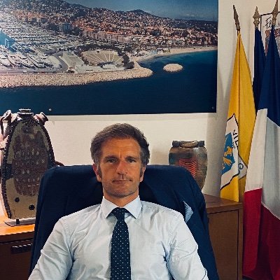Maire de Vallauris Golfe-Juan
Conseiller départemental des Alpes-Maritimes 
Premier Vice-Président @CASAOfficiel 
Maître de Conférences @Univ_Nice -  Avocat