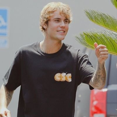 21 | Graduada em RH | Fortaleza-CE @justinbieber followed 1/30/20 ❤️