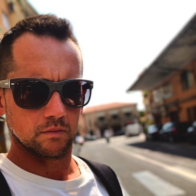 DJPYSE's profile picture. Nasco come DJ nel 1989 da allora non ho mai smesso di esibirsi dietro una consolle, dove mi adatto a situazioni e generi musicali diversi
Since 1989-2022🏆