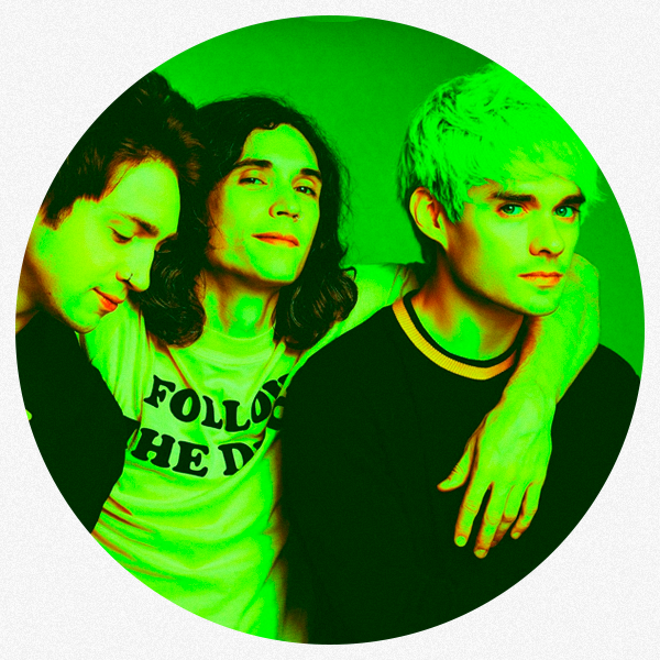 𝗪𝗮𝘁𝗲𝗿𝗽𝗮𝗿𝗸𝘀 is an houston-based pop-punk band that formed in late 2011, composed of frontman Awsten, drummer Elijah, and guitarist Aitor.