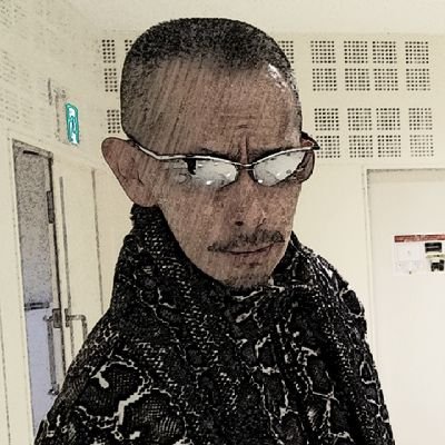 アマチュアコメディアン 元コントユニット 関東ことり組
きょ~ちゃんですっ❣️ YouTubeでタバコ関係のモノ(ベープ ヴェポライザー等も)のレビューやってま~すっ❣️ きょ~チャンネルTV タバコのきょーちゃん