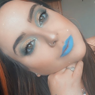 music is life,I like to sing well try to.... #selfiequeen ,follow -(Insta kaitlynsmith88) just a Aussie girl Snapchat (ASK!!)