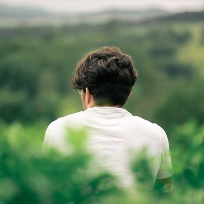 _Shahinian_'s profile picture. 12