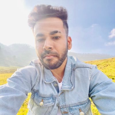 sumitsachdev14's profile picture. I bleed blue| Football lover| fan of Dhoni & Messi