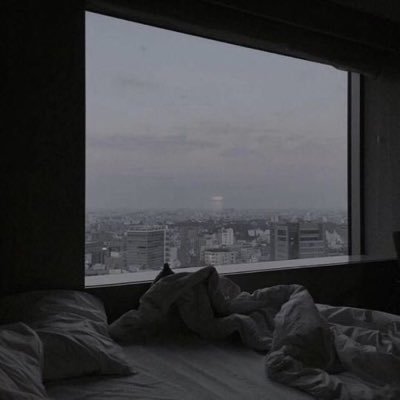 likeniloya's profile picture. 