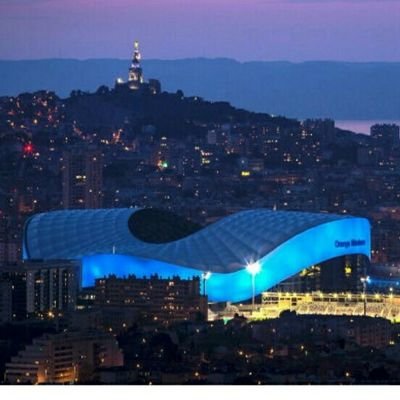 Zeli242's profile picture. Passionné de sport
Un amour infini pour l'OM
De la tolérance et de la bienveillance
Tentative d'humour parfois