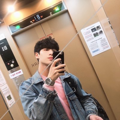hyeobWoooo's profile picture.