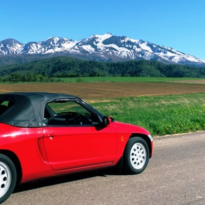 メインカーとして通勤からツーリングまで幅広くビートを使う道民ビート乗り🚘世界中にいる「ビー友」と仲良くなるための趣味のアカウント🔧 ホンダビートについてならなんでも🚗気になった方はフォローさせていただきます😊 Instagramも始めましたclubman_pp1