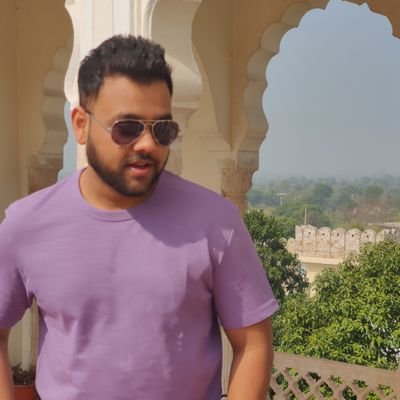 Paid Media Fanatic|Currently Politically Neutral|Circumspect|Always Looking For Vacations.