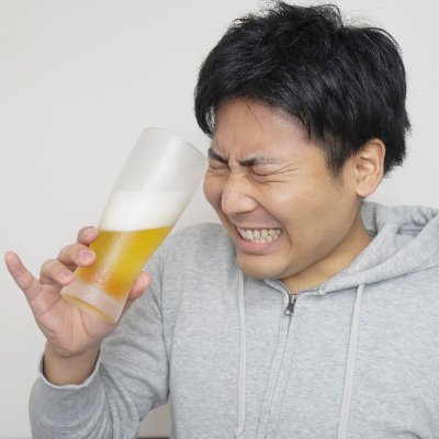 YouTubeでお酒に合うおつまみを作る仕事をしています。 チャンネル登録者35万人。 ビール党です。