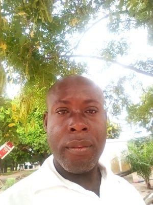 BorelDzo's profile picture. bonjour atou le monde merci