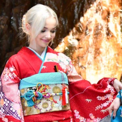 (18)👧🏻🇯🇵 2015 〜💓💞 Dove is my lifelong admiration. @DoveCameron. ❤️×4 🔁💬×1