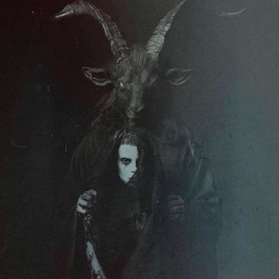 Cee75221222's profile picture. dei messorem