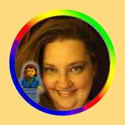 Bianca's Official KHive®/ Kamala2028/ mother of two grandmother of two/ trans rights/ mental health awareness/ CPP/ end the stigma/ support Ukraine 💞💖💕💙💙💙