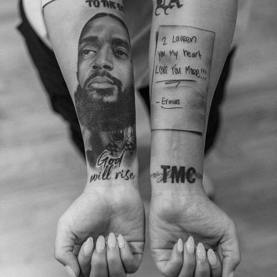 reina_wizzie's profile picture. 