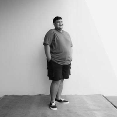 batharabebett's profile picture. Makan ga makan asal ngemil