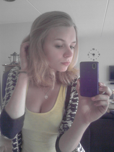 Lianne4real's profile picture. I'm a girl, and nothing more you need to know... yet.