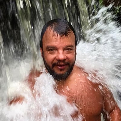 jonaskussama's profile picture. Graphic designer riding a bike in Rio