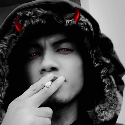 marhaenzaka's profile picture. 