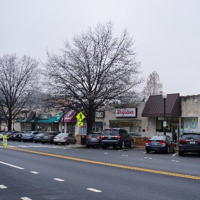 Graduate student in historic preservation at Goucher College. Researching the Westover Shopping Center of Arlington, Virginia.