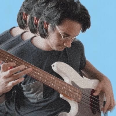 RamonParisG's profile picture. Programo, voy a conciertos y bebo ron