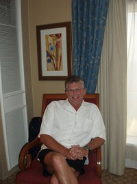 Meeting New Friends and Networking David Edmonds founded MLM Manager Pro Marketing Team in 2008 and Currently Team Building for Momentis