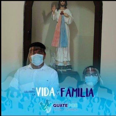 Nada te turbe, nada te espante todo se pasa, 
Dios no se muda, la paciencia todo lo alcanza, 
quien a Dios tiene nada le falta sólo Dios basta.