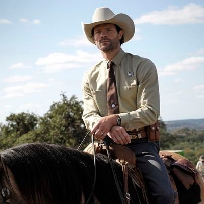 Formerly Sam Winchester | Loving Husband to @OfWalkerWays | Brother of Dean Winchester | Mature Themes 21+ | Penned By #VampiricRipper | #ParodyAccount