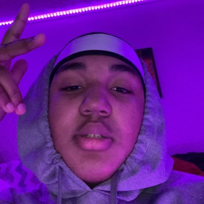 DomoeToowavy's profile picture. Black Lives Matter| 6’2| Proud Black male| SCHS| 4.0 GPA 🎓📚|