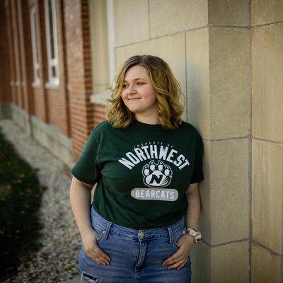 NWMSU 🤍 Band and Choir Nerd. Proud Clever Corps Member.