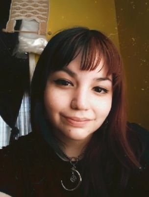 Locutora Nacional🎙Locutora en @camionerosradio📻
Amante de la música, el arte y la fotografía. Por alguna razón siempre regreso a Comodoro Rivadavia