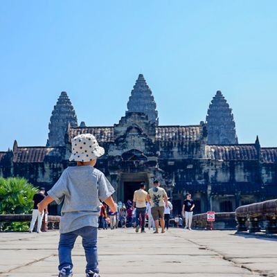 カンボジア人の夫と4歳の息子と、プノンペンでつつましやかに暮らしている主婦の日常アカウント🌿👩👨🏽👦🌿ゆるポケGOトレーナー✌️最近はウルトラマンを観ています。