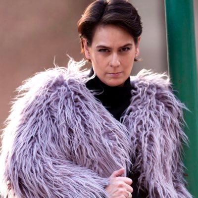 angiegarcia's profile picture. #mujer #feliz #emprendedora