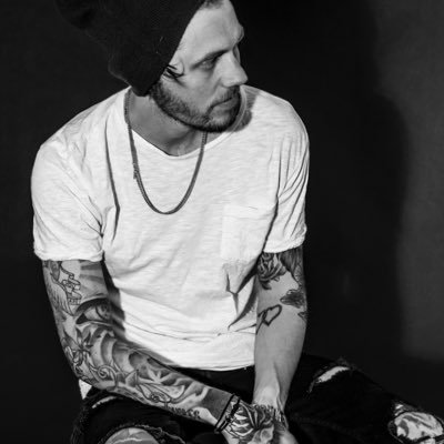 MartyVonP's profile picture. Coffee lover, StandUP Paddleboarder, Climber & Nutcase🐒☕️ - Art should comfort the disturbed and disturb the comfortable ||