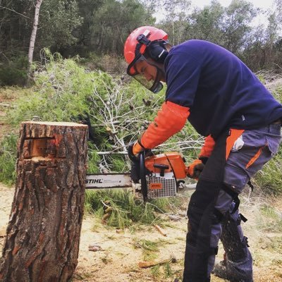 Tècnic Agrònom del Delta de l'Ebre 🌾, defensor de les tradicions del poble.