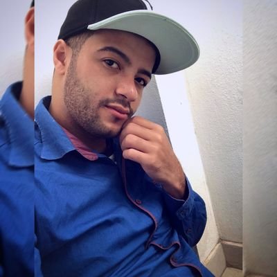 ''Cada minuto que passa, pode ser tudo que me resta para viver. Mas eu desperdiço tempo como se ele fosse infinito.''
Pedro Cassiano Aguilar