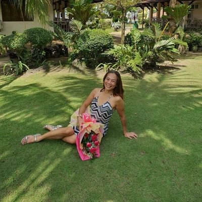 switzluv214's profile picture. 