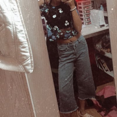 larubiadebote5's profile picture. Nimuchonitanpoco                  @maayraperezz📍