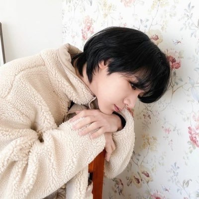 10hyunjae's profile picture. a chill collector~♡ for #텐 #현재 ... 🛒