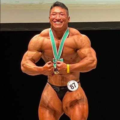 ボディビルダー/MUSCLE CONTEST TOKYO ボディビルオーバーオール優勝/iHerbコード「DSP9345」