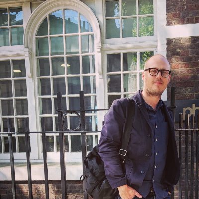 darlo_t's profile picture. words and pictures