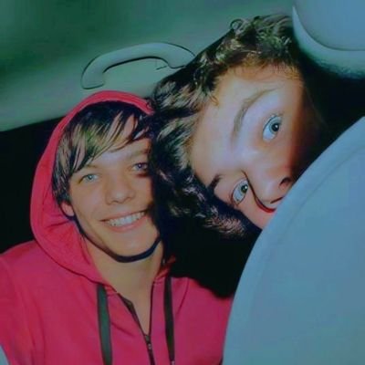 lou_luvs_hazza_'s profile picture. ♡ cause you make me strong ♡


she/her

                                                                    busco mutals para hablar sobre 1d y doy fb rapido :)