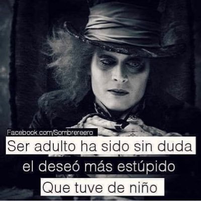 AMO LA LIBERTAD! FELIZ, ESPONTÁNEA, REBELDE DE NACIMIENTO,PROFESORA, ESPOSA,MAMÁ DE TRES, HIJA DE UN HOMBRE MARAVILLOSO y DE UNA GRAN MUJER!