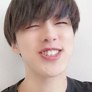 naihatatt's profile picture. 🤷