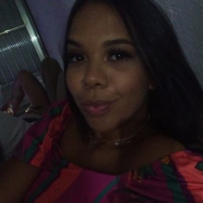 Sou o arco, a flecha e o próprio arqueiro. Filha do mundo, amante do amor a si mesmo. 💖♐️