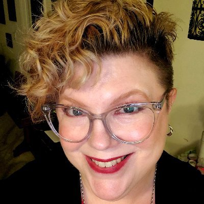 Zoygrrl's profile picture. Admin Assistant by day/ singing & acting maniac by night