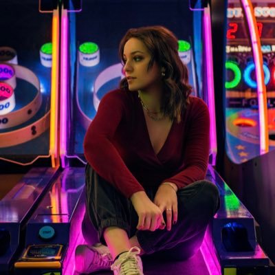 novaleeg21's profile picture. 