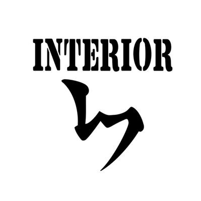 株 インテリアレフ Auf Twitter お世話様です サムライが仕事のお手伝いをしてくれました 笑 サムライ クロス工事 壁紙 パテ